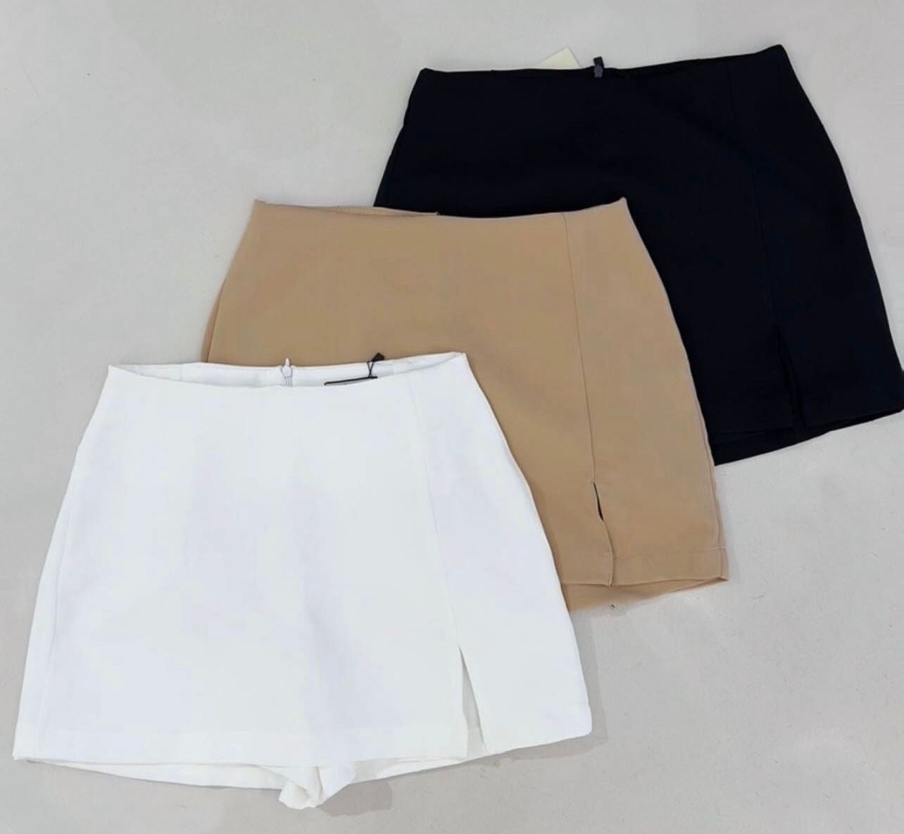 Faldashort Belah
