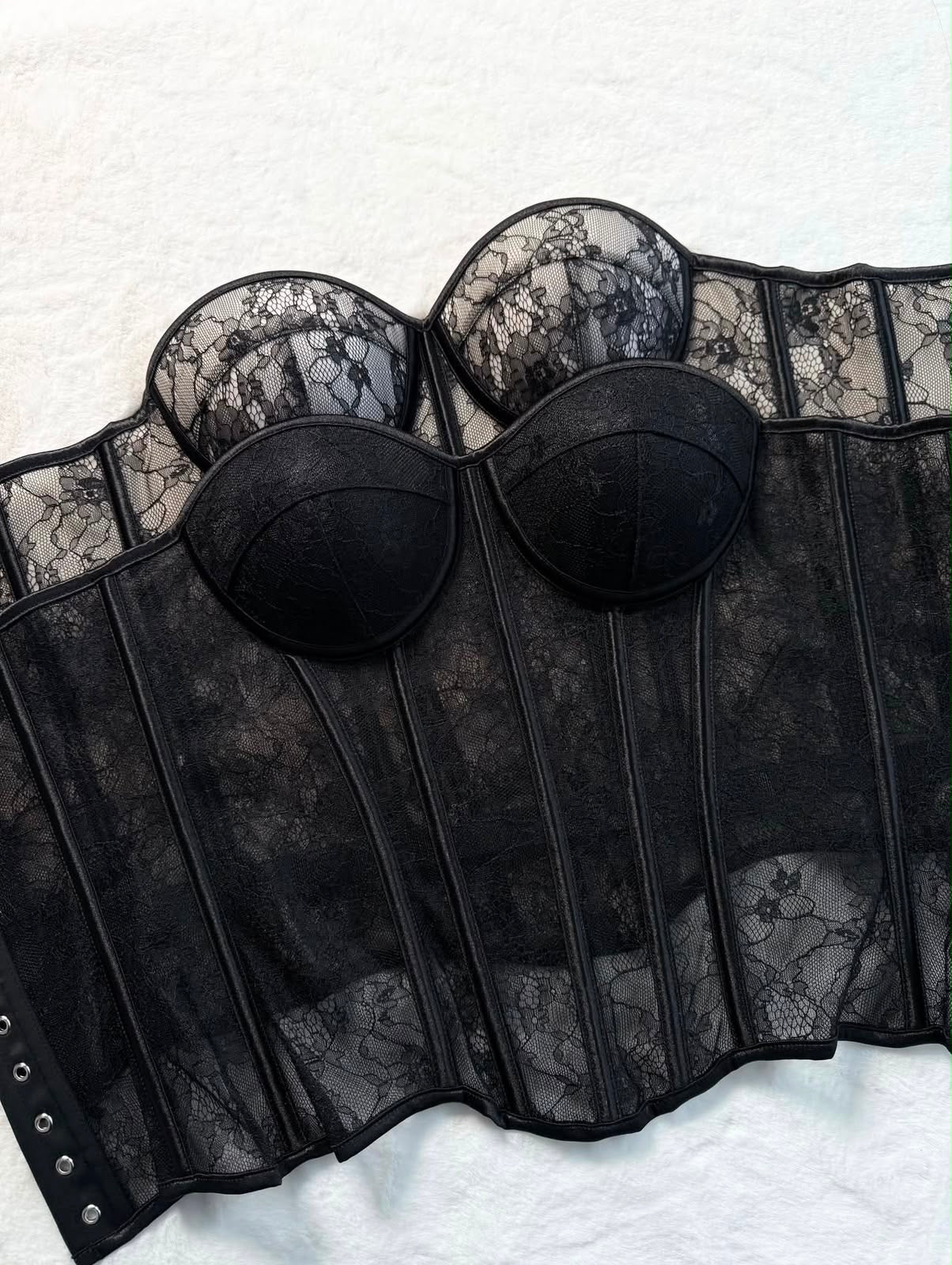 Top Agaia